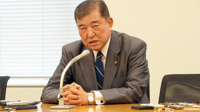 石破茂の娘2人は才女！佳子夫人との馴れ初めや家族構成を調査